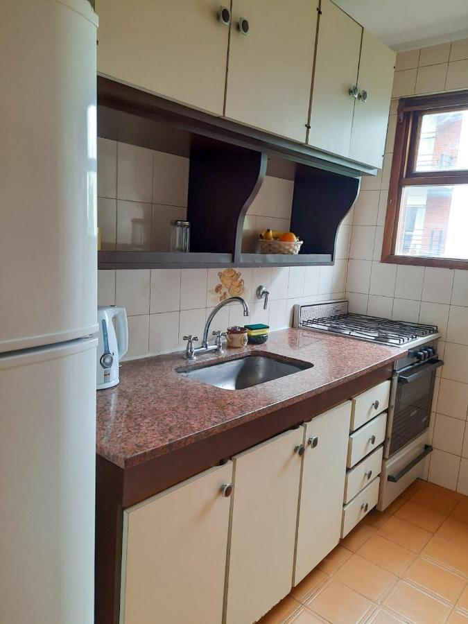 Departamento 2 Amb Con 1 Por Plaza Mitre *